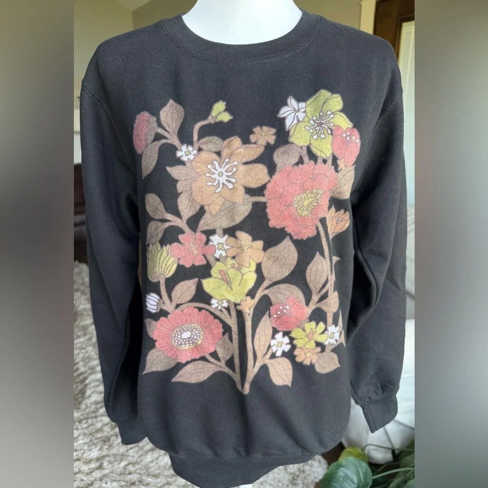 Fifth Sun SMALL Black, Brown, and Red Fall Floral Crew Neck Sweatshirt - Picture 1 of 7